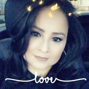 Meet your Posher, Cynthia